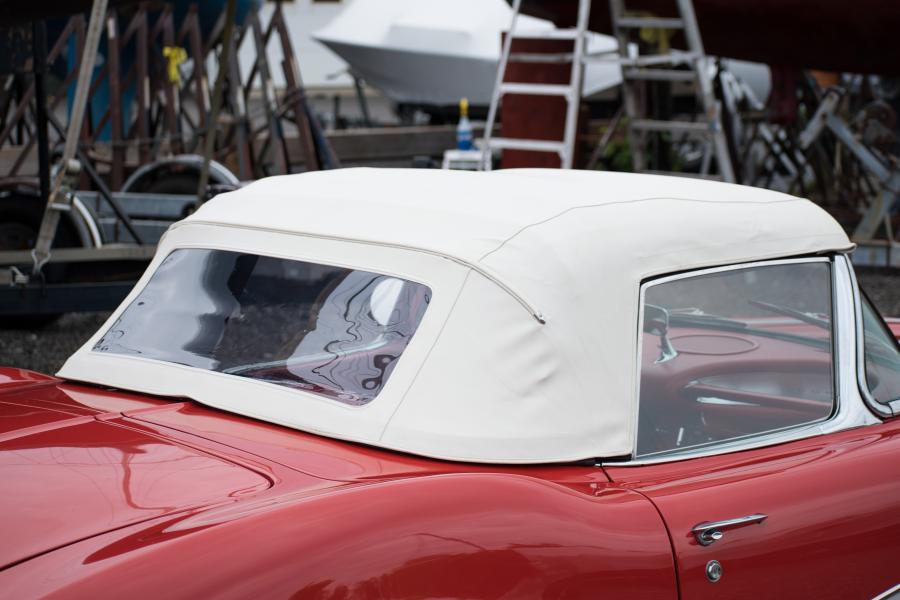  Chevrolet Corvette (0800-67) 1961 года  (фото 3 из 47)
